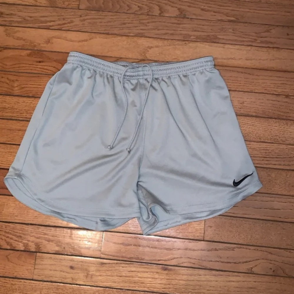 Nike women’s shorts